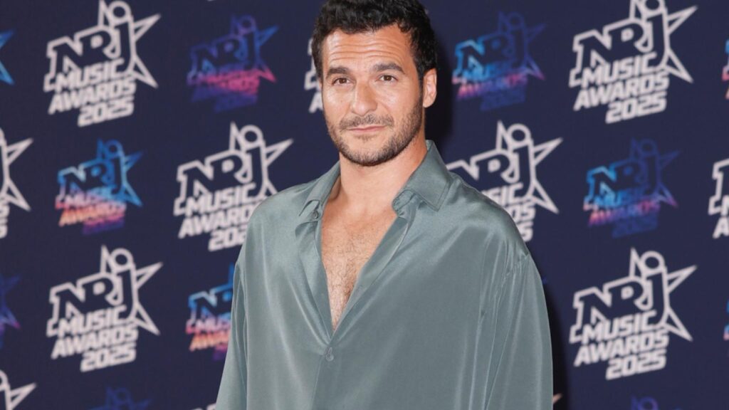 Amir_annule_son_concert_de_Grenoble___son_musicien__douard_hospitalis__en_urgence Amir_annule_son_concert_de_Grenoble___son_musicien__douard_hospitalis__en_urgence